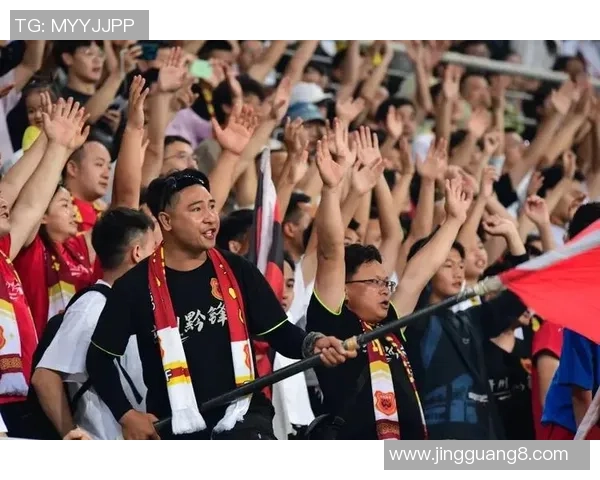 追逐足球之荣光的梦想与荣耀在绿茵场上的激情与坚持